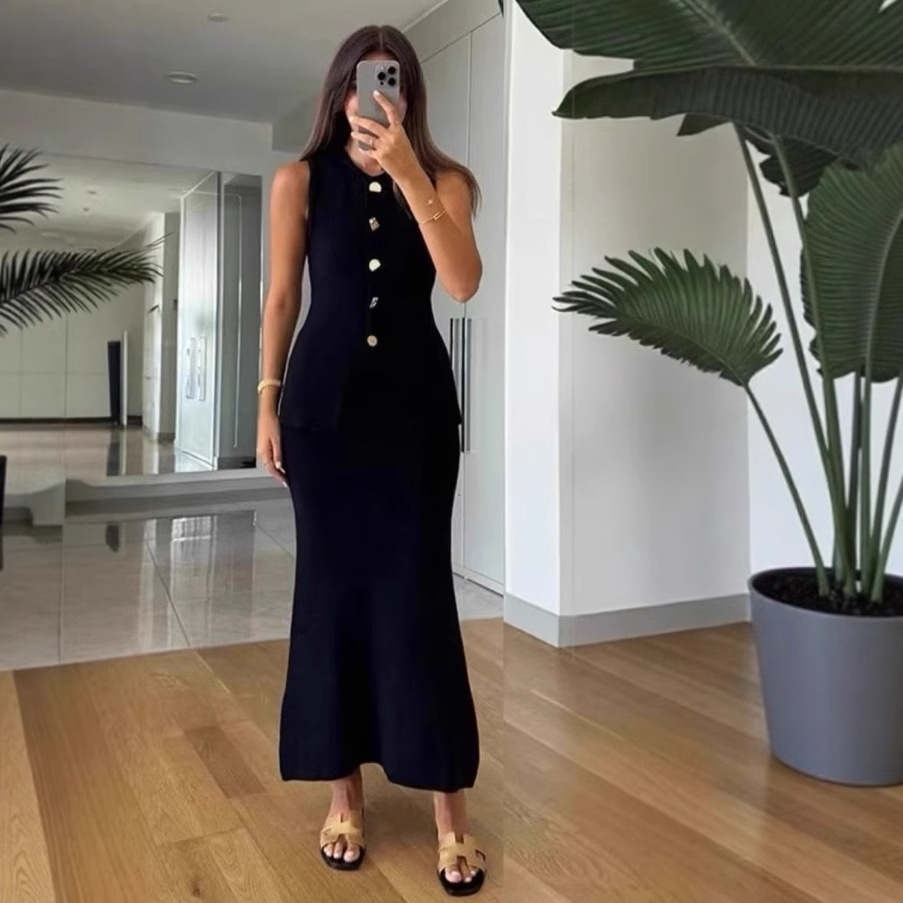 Women Formal Wear With Skirt - Haut moulant sans manches à simple