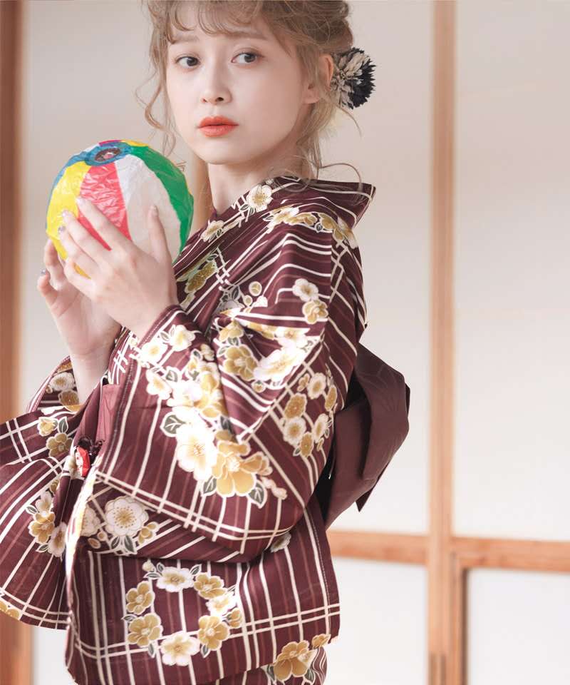 Japanese Women Formal Wear - Kimono/Yukata traditionnel japonais pour femmes, costume