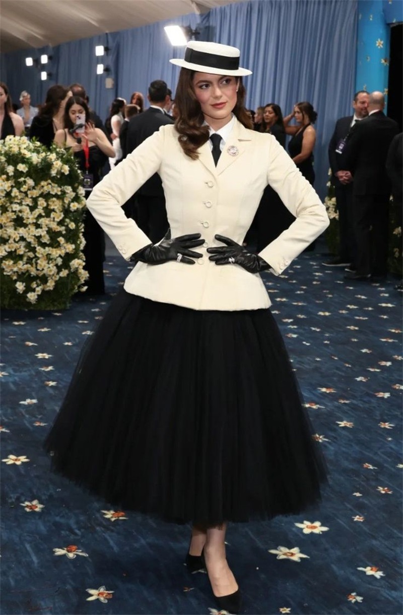 Costumes de bureau blancs pour - Women Formal Wear Black And White avis et prix
