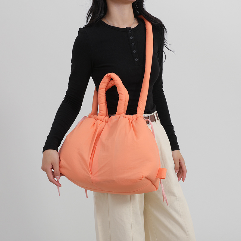 Nouveau sac femme vers le bas  - Shoulder Bag Structured avis et prix